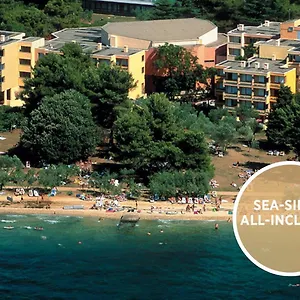 3* Hotel Donat
